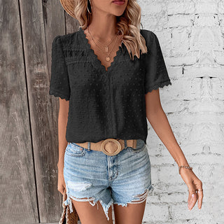 Camisa de renda manga curta decote em V estilo romântica