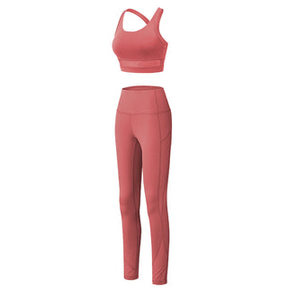 Conjunto Fitness com leve transparência