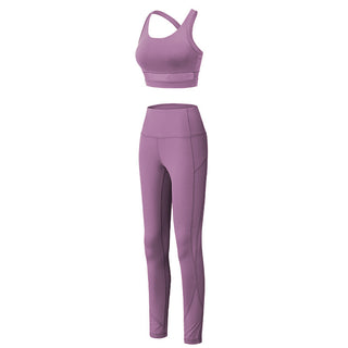 Conjunto Fitness com leve transparência