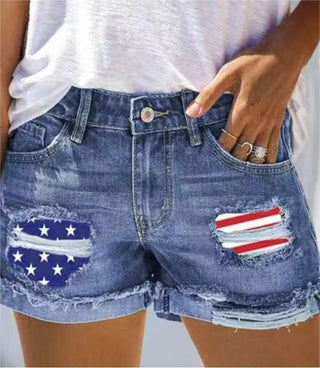 Shorts jeans com estampa de bandeira super moderno