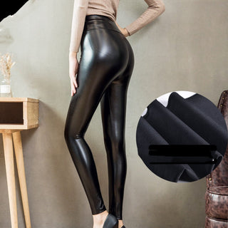 Calça legging couro eco com cintura alta 