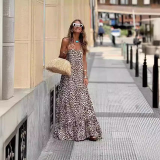 Vestido longo animal print de alças e decote nas costas