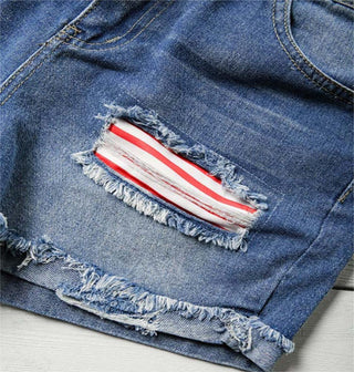 Shorts jeans com estampa de bandeira super moderno