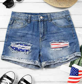 Shorts jeans com estampa de bandeira super moderno